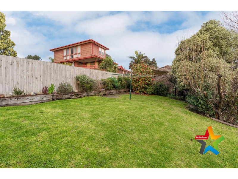 5 Ross Pincott Drive, Mooroolbark VIC 3138