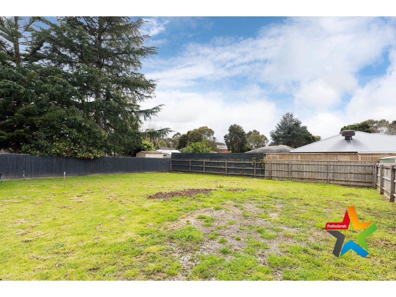 Lot 2, 35 Barclay Avenue, Croydon VIC 3136