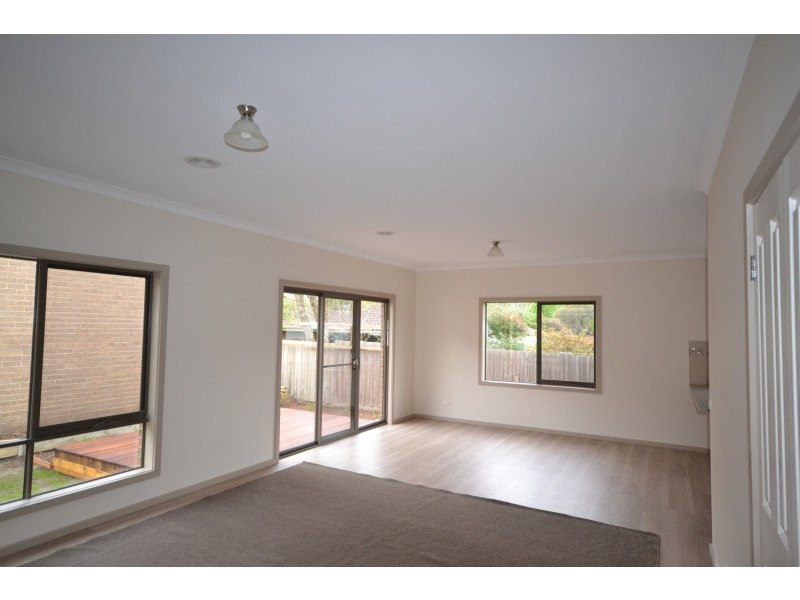 2/5 Alex Court, Mooroolbark VIC 3138