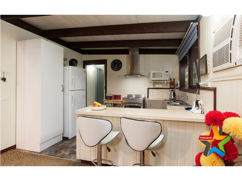 16 Fuller Road, Mount Evelyn VIC 3796