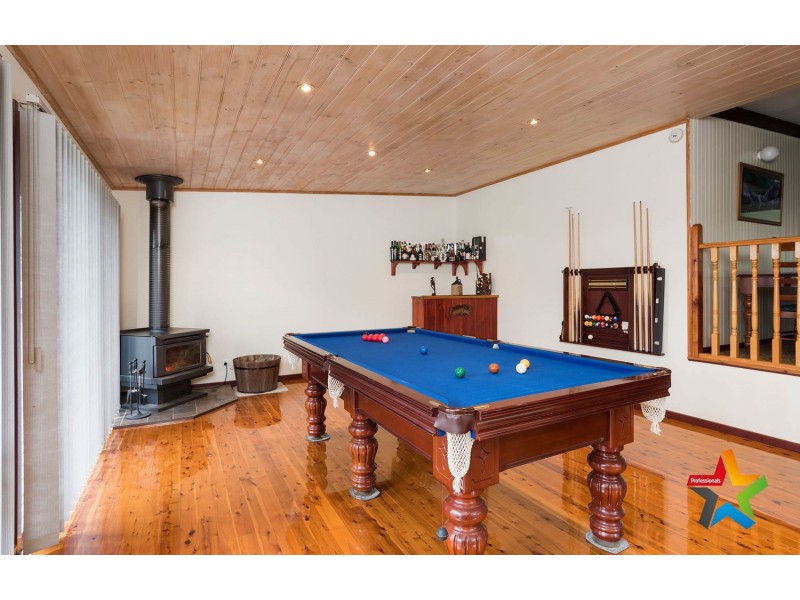 16 Fuller Road, Mount Evelyn VIC 3796