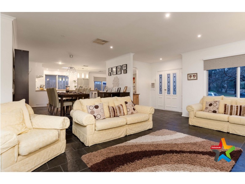 19 The Circuit, Lilydale VIC 3140