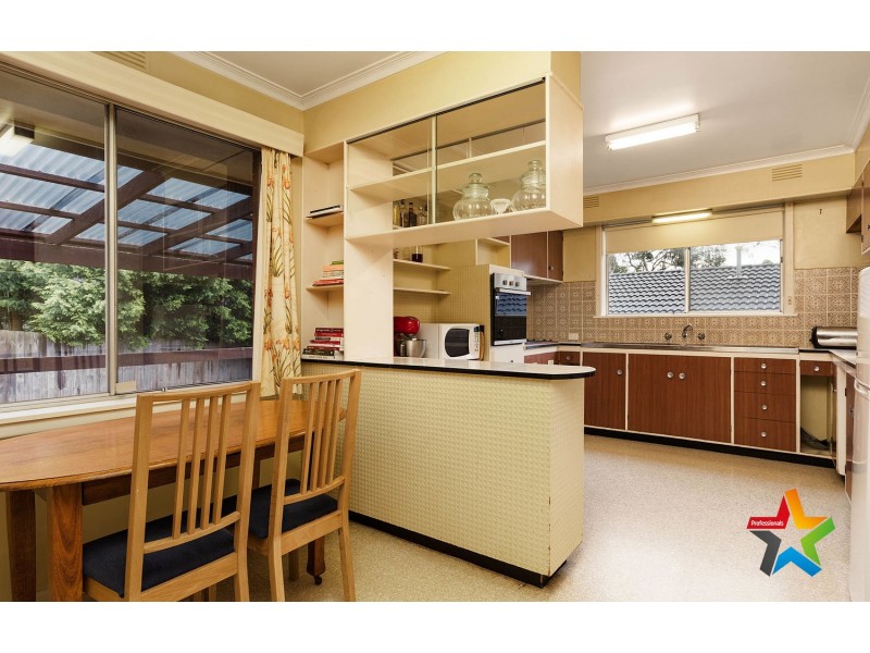 42 Felix Grove, Mooroolbark VIC 3138