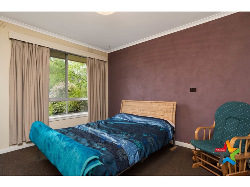 42 Felix Grove, Mooroolbark VIC 3138