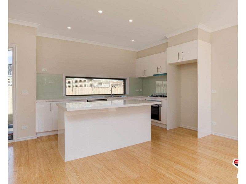 5 & 6/36 Jackson Street, Croydon VIC 3136