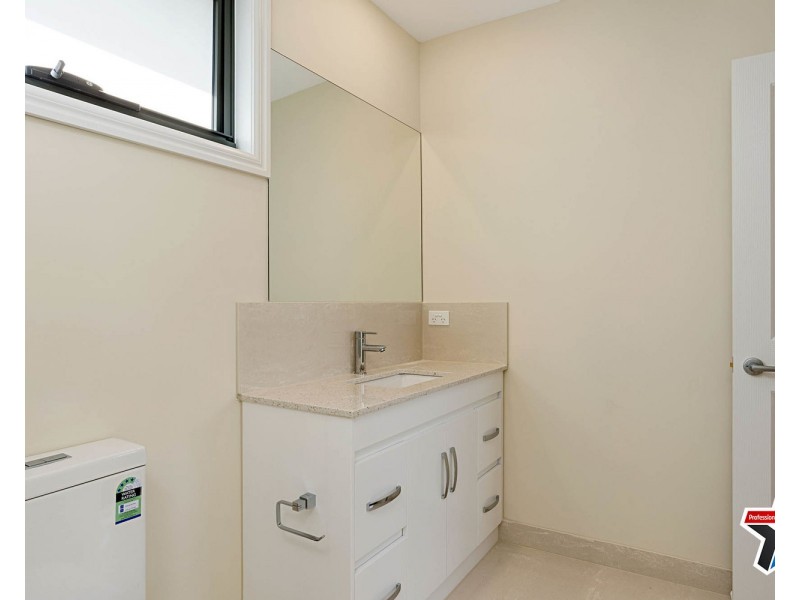 5 & 6/36 Jackson Street, Croydon VIC 3136