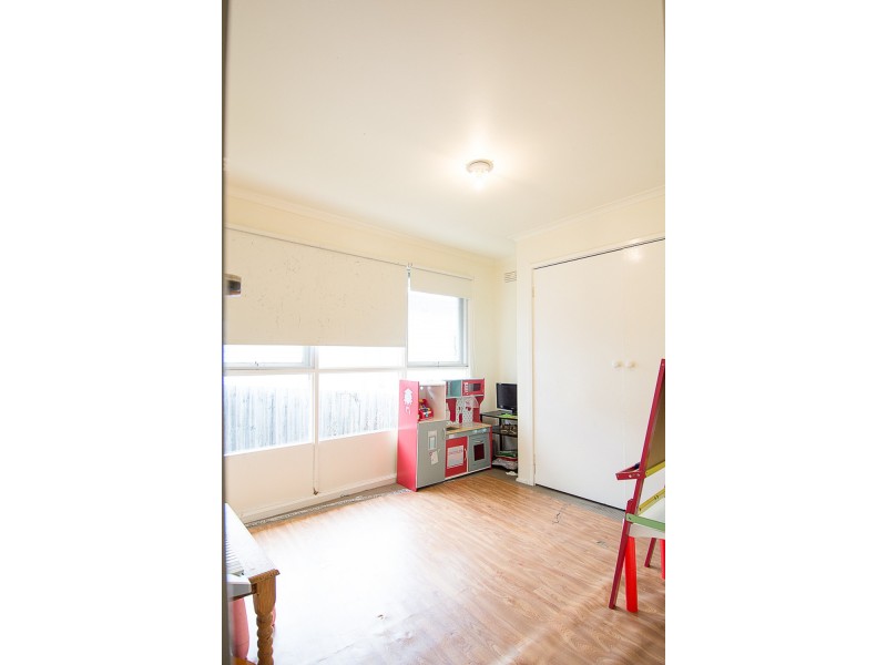 15 Sheldon Avenue, Mooroolbark VIC 3138