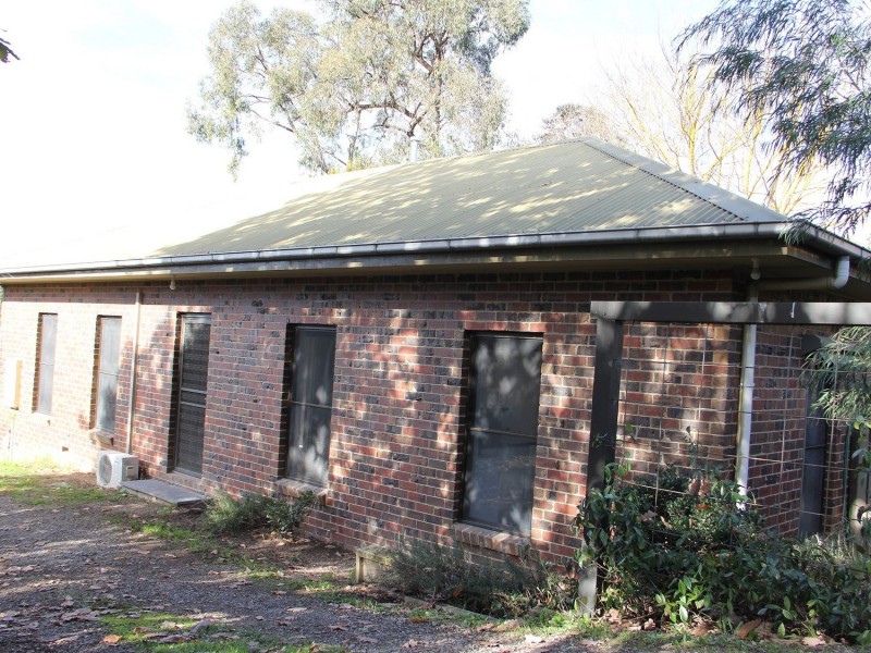 10 Acorn Grove, Mooroolbark VIC 3138