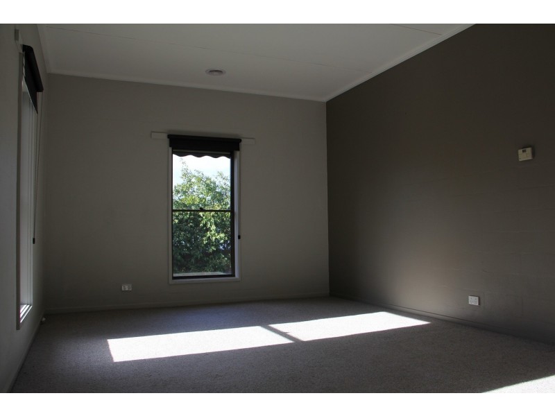 10 Acorn Grove, Mooroolbark VIC 3138