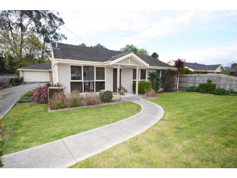 71 Cardigan Road, Mooroolbark VIC 3138