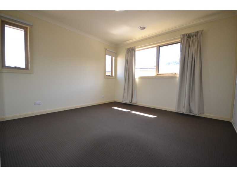 5/4-6 Cambridge Road, Mooroolbark VIC 3138