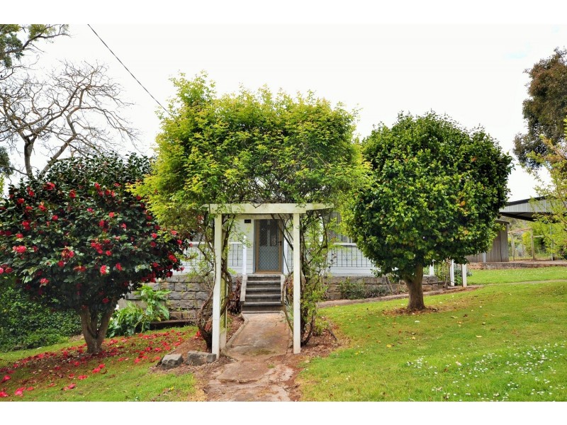 20 School Road, Silvan VIC 3795