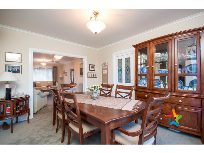 87-89 Mount View Parade, Croydon VIC 3136