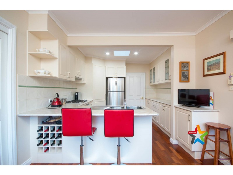 87-89 Mount View Parade, Croydon VIC 3136