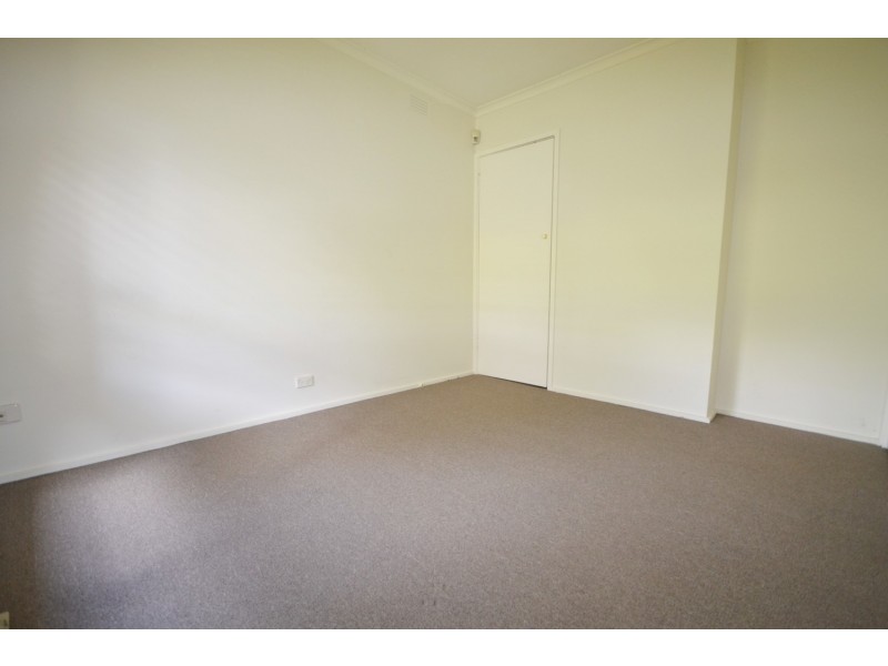17 Wallace Way, Mooroolbark VIC 3138