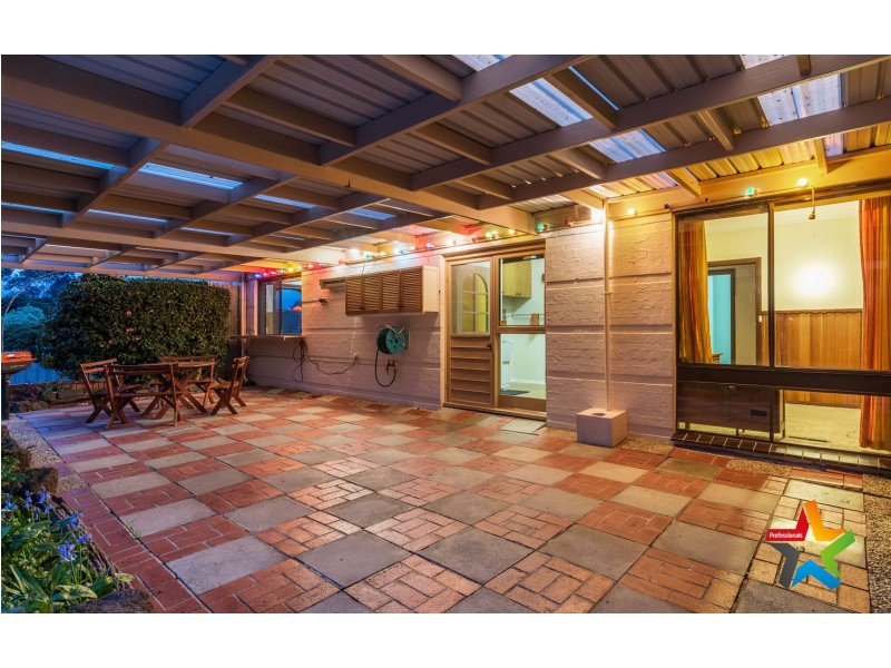 15 Neuparth Road, Croydon North VIC 3136