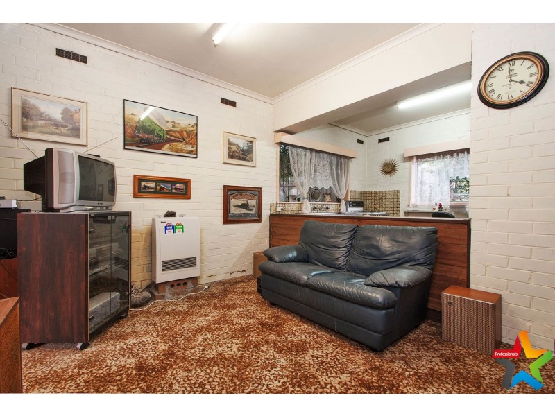 1 Wallace Way, Mooroolbark VIC 3138