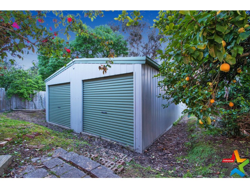 1 Wallace Way, Mooroolbark VIC 3138