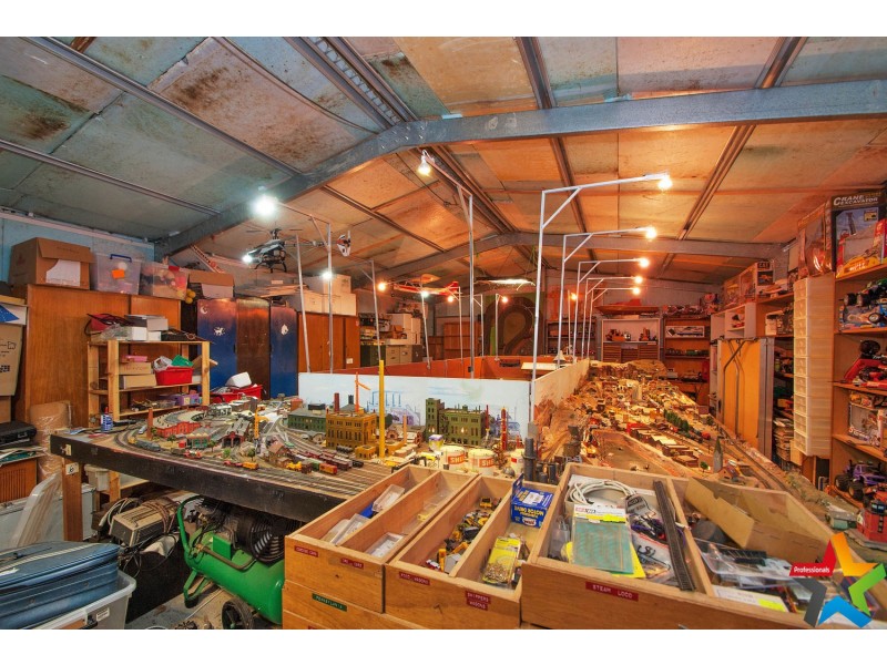 1 Wallace Way, Mooroolbark VIC 3138