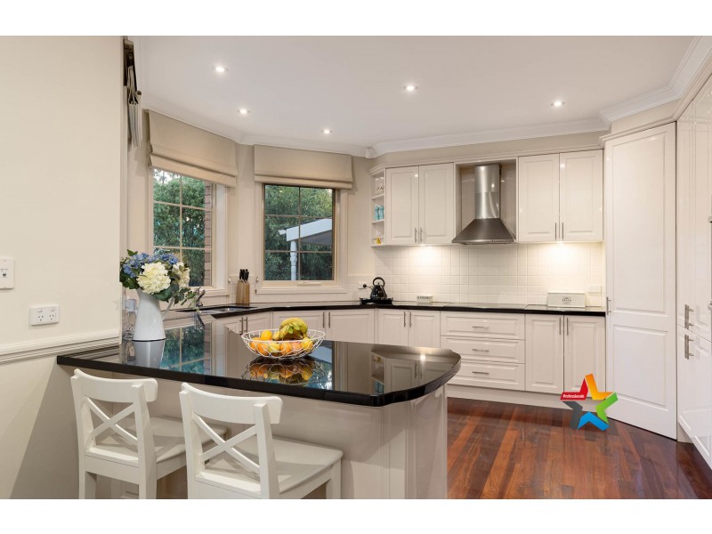 27-29 Lily Avenue, Mount Evelyn VIC 3796