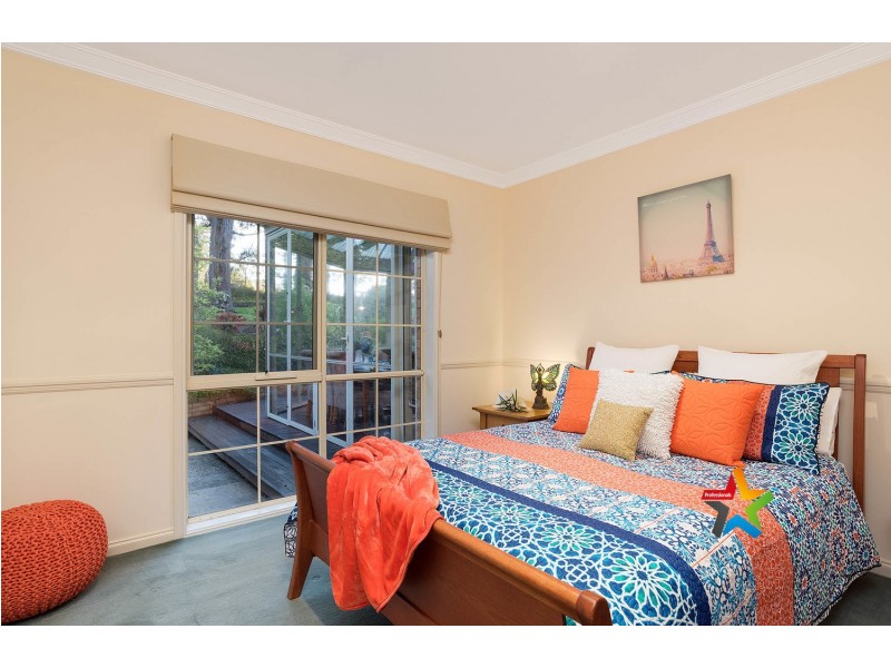 27-29 Lily Avenue, Mount Evelyn VIC 3796