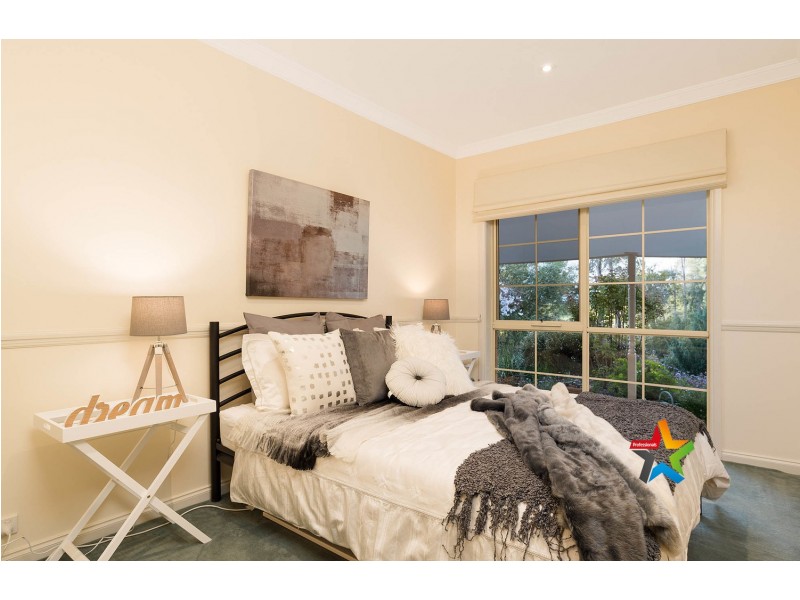 27-29 Lily Avenue, Mount Evelyn VIC 3796