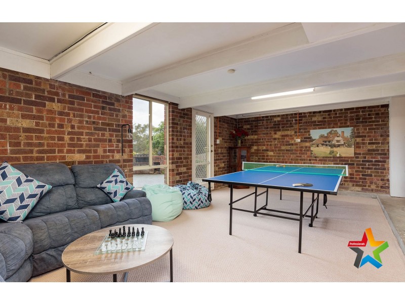 57-59 Eskdale Drive, Croydon Hills VIC 3136