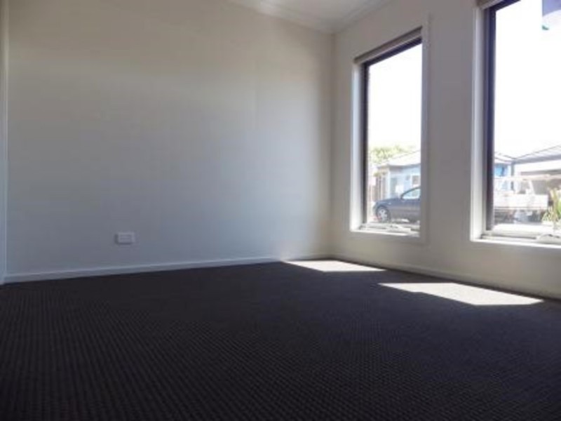 25 Tanika Circuit, Croydon VIC 3136