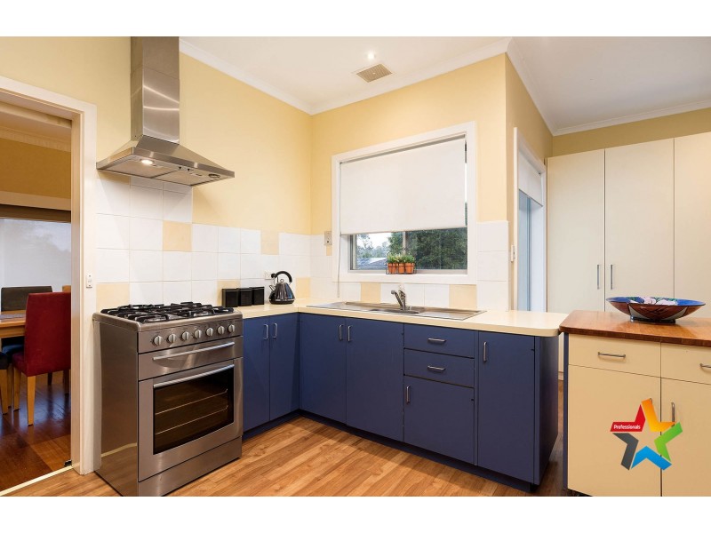 2 Hollyoak Haven, Chirnside Park VIC 3116