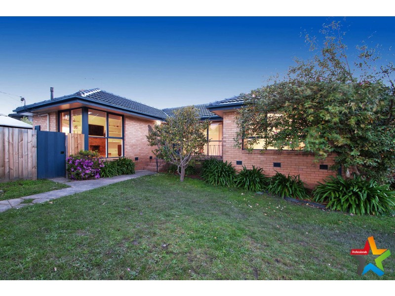 24 Durham Road, Kilsyth VIC 3137