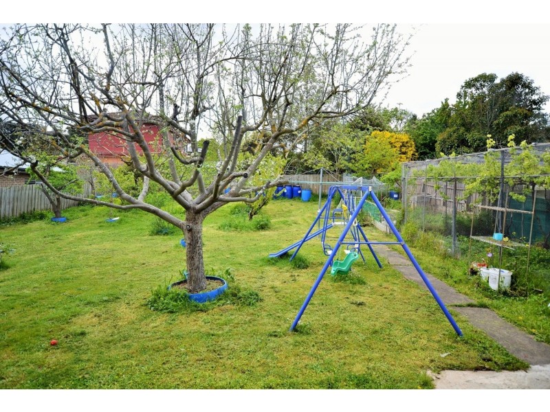 25 Kipling Avenue, Mooroolbark VIC 3138