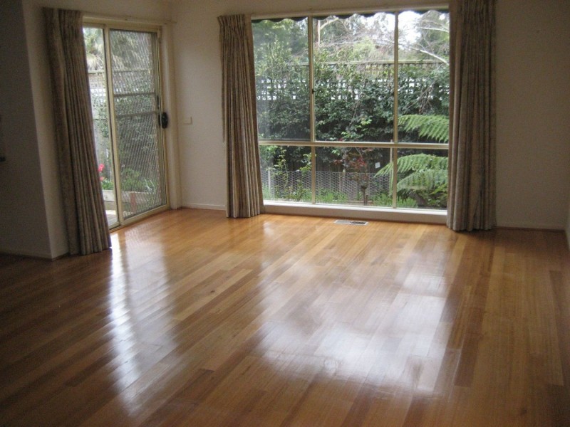 4/19 Luscombe Court, Kilsyth VIC 3137