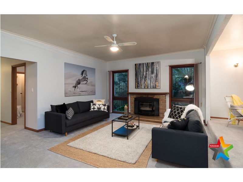 35 York Road, Mount Evelyn VIC 3796