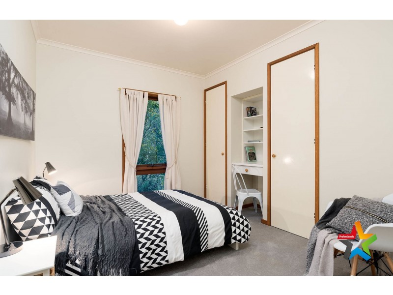 35 York Road, Mount Evelyn VIC 3796