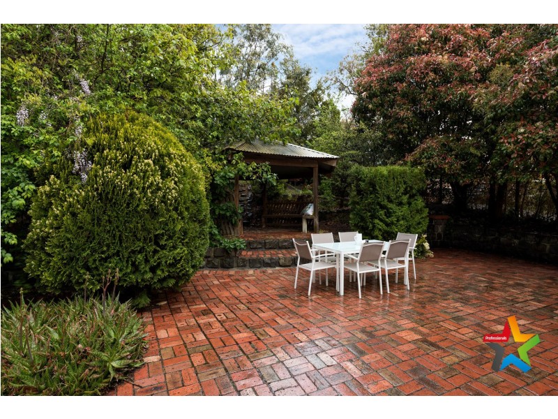 35 York Road, Mount Evelyn VIC 3796