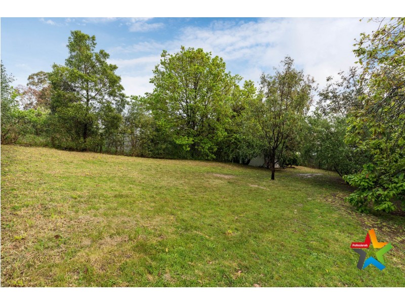 35 York Road, Mount Evelyn VIC 3796