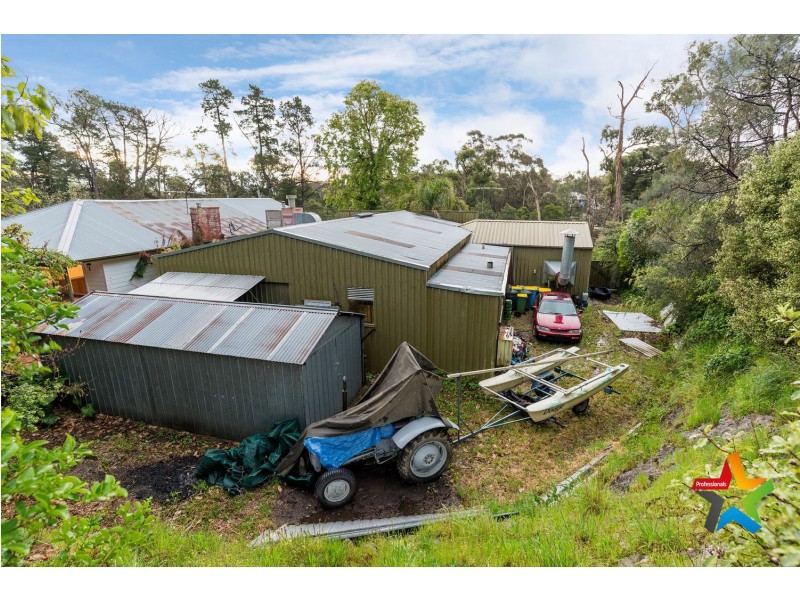 35 York Road, Mount Evelyn VIC 3796