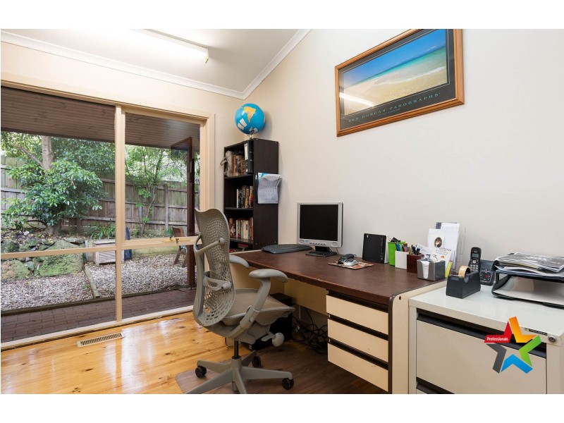 9 Heath Avenue, Mount Evelyn VIC 3796