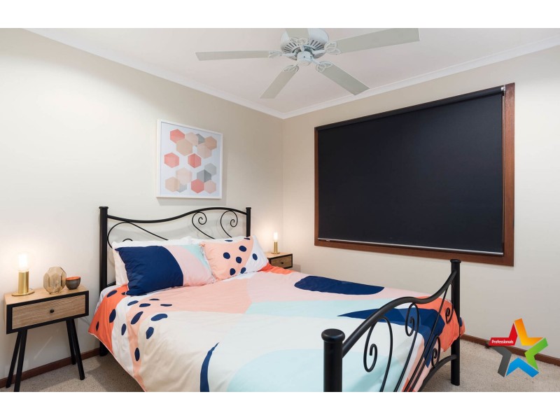 8 Songbird Avenue, Chirnside Park VIC 3116