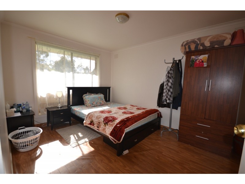 24/8-10 Emma Road, Croydon VIC 3136