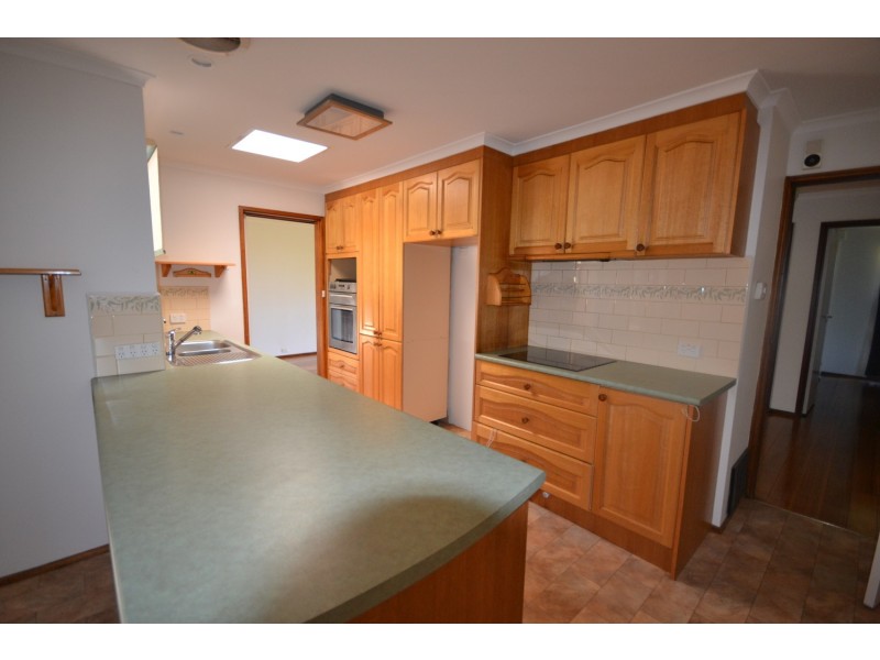 12 Biala Court, Mooroolbark VIC 3138