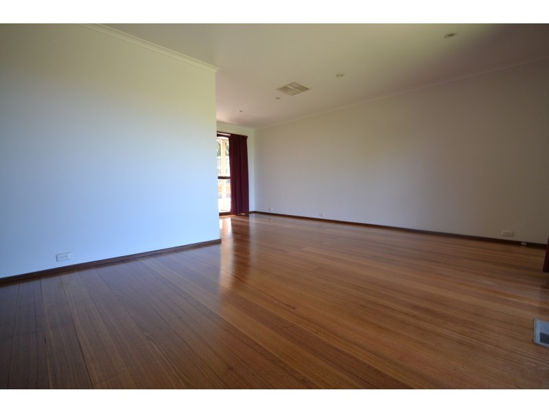 12 Biala Court, Mooroolbark VIC 3138