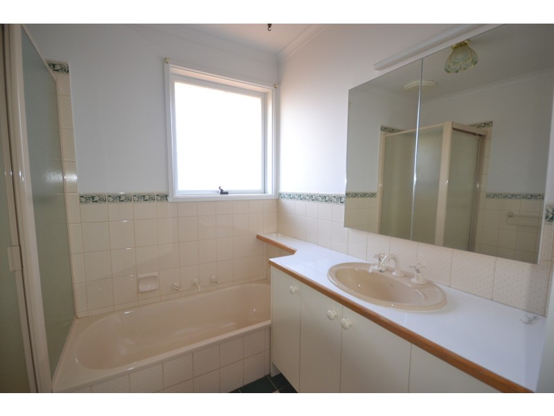 12 Biala Court, Mooroolbark VIC 3138