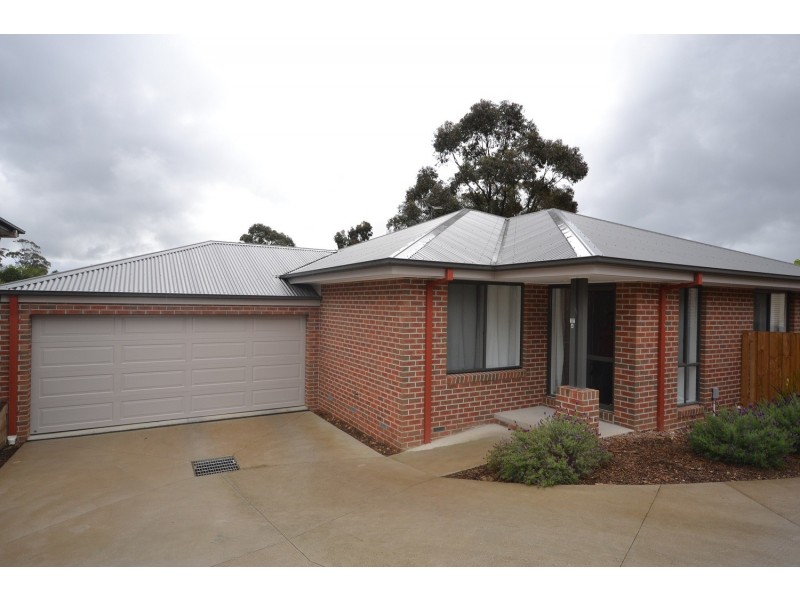 17A Balmoral Street, Kilsyth VIC 3137