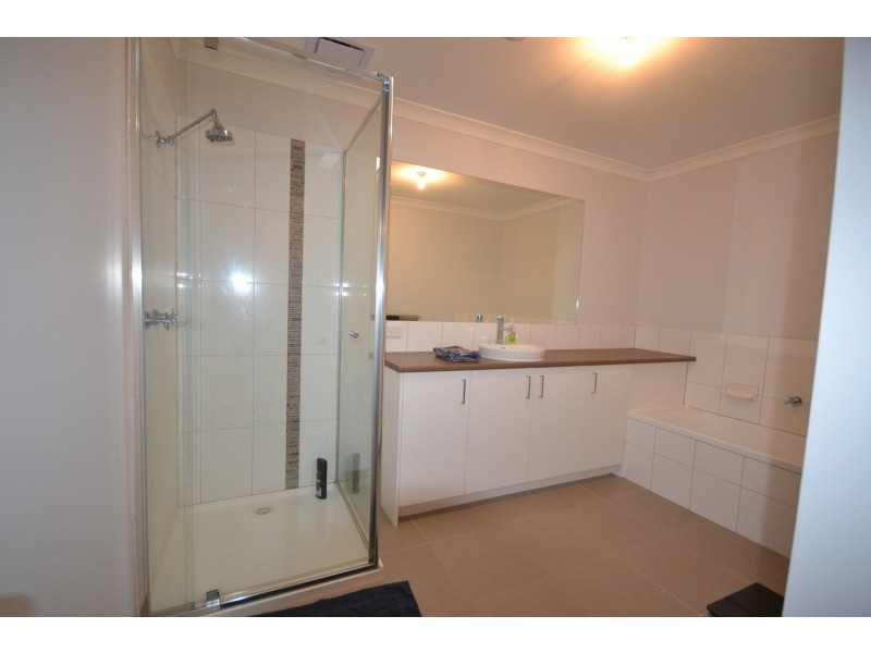 17A Balmoral Street, Kilsyth VIC 3137