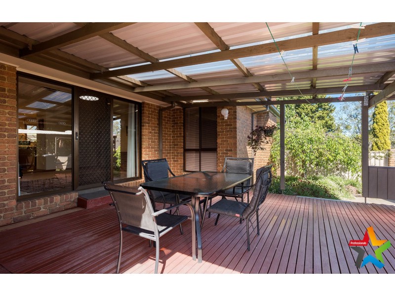 8 Kambora Court, Mooroolbark VIC 3138