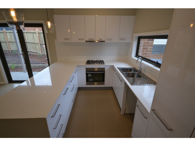 1 Wendels Close, Kilsyth VIC 3137