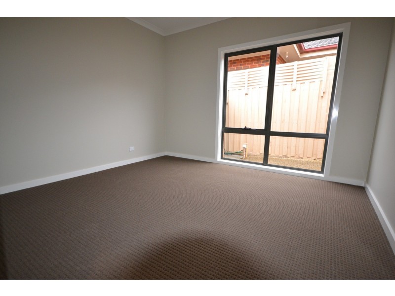 1 Wendels Close, Kilsyth VIC 3137