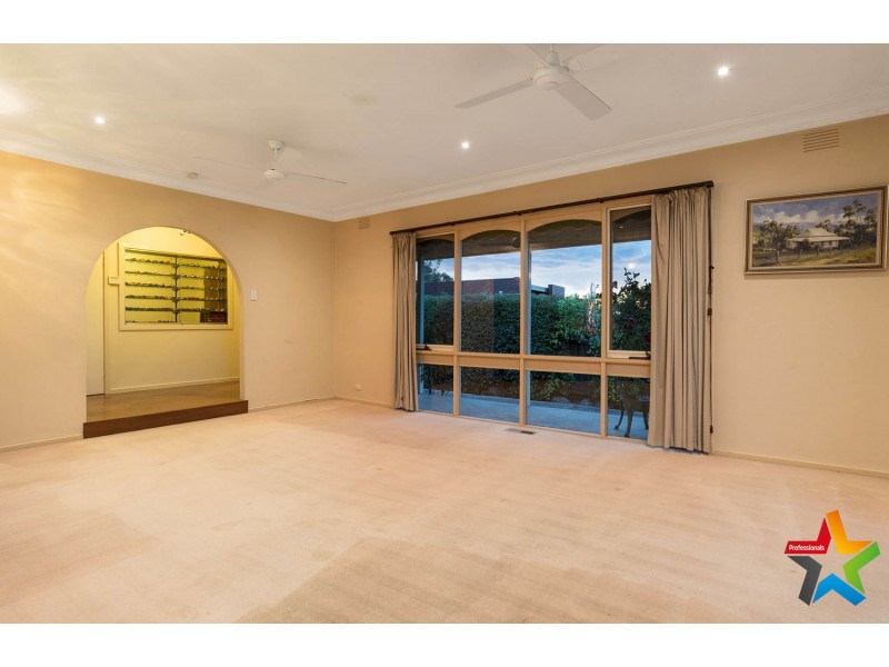 14 Bellevue Court, Boronia VIC 3155