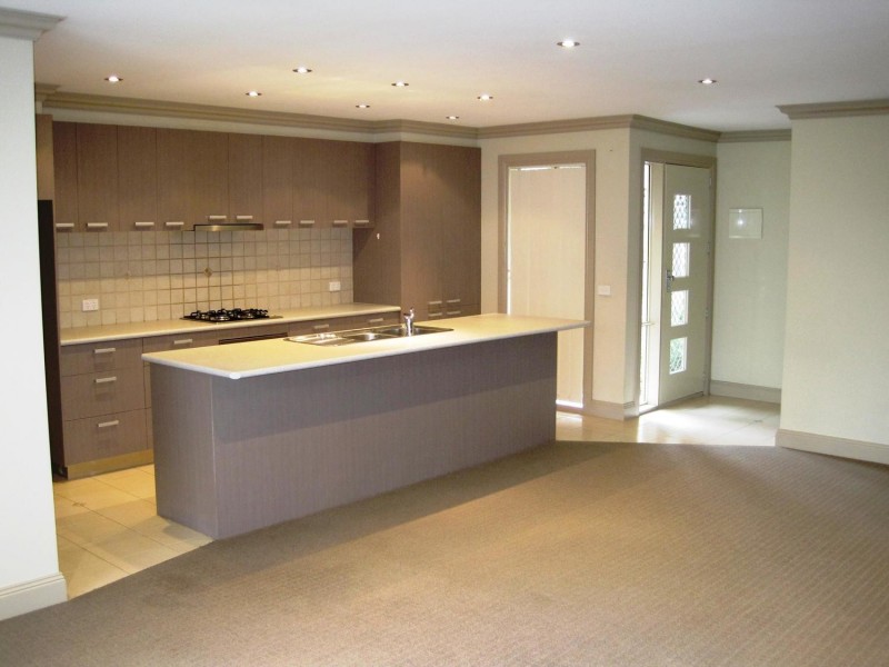 2/53 Terrigal Crescent, Kilsyth VIC 3137